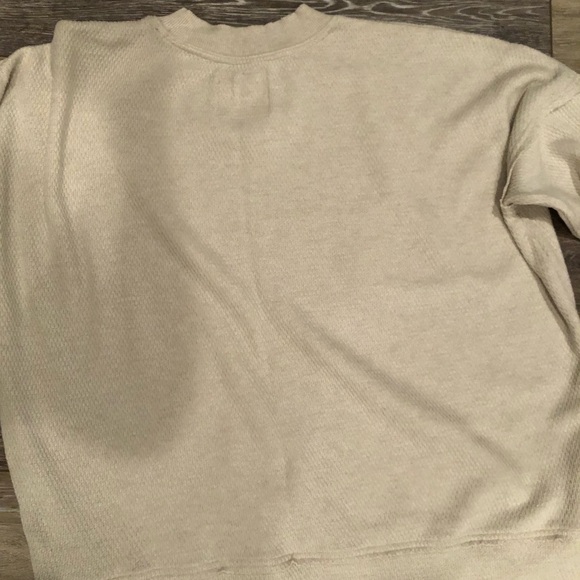 Aerie textured crew cut sweatshirt. Heather frost (cream) color. Size S. - Picture 4 of 4